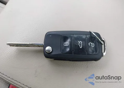 2013 Volkswagen Tiguan Se z USA, uszkodzony, nr VIN WVGAV3AX9DW570628